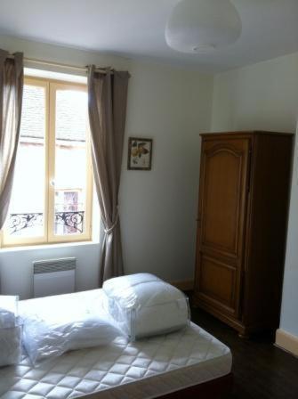 La Maison Rouge Saint-Sauveur-en-Puisaye Esterno foto