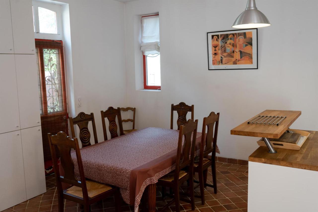 La Maison Rouge Saint-Sauveur-en-Puisaye Esterno foto